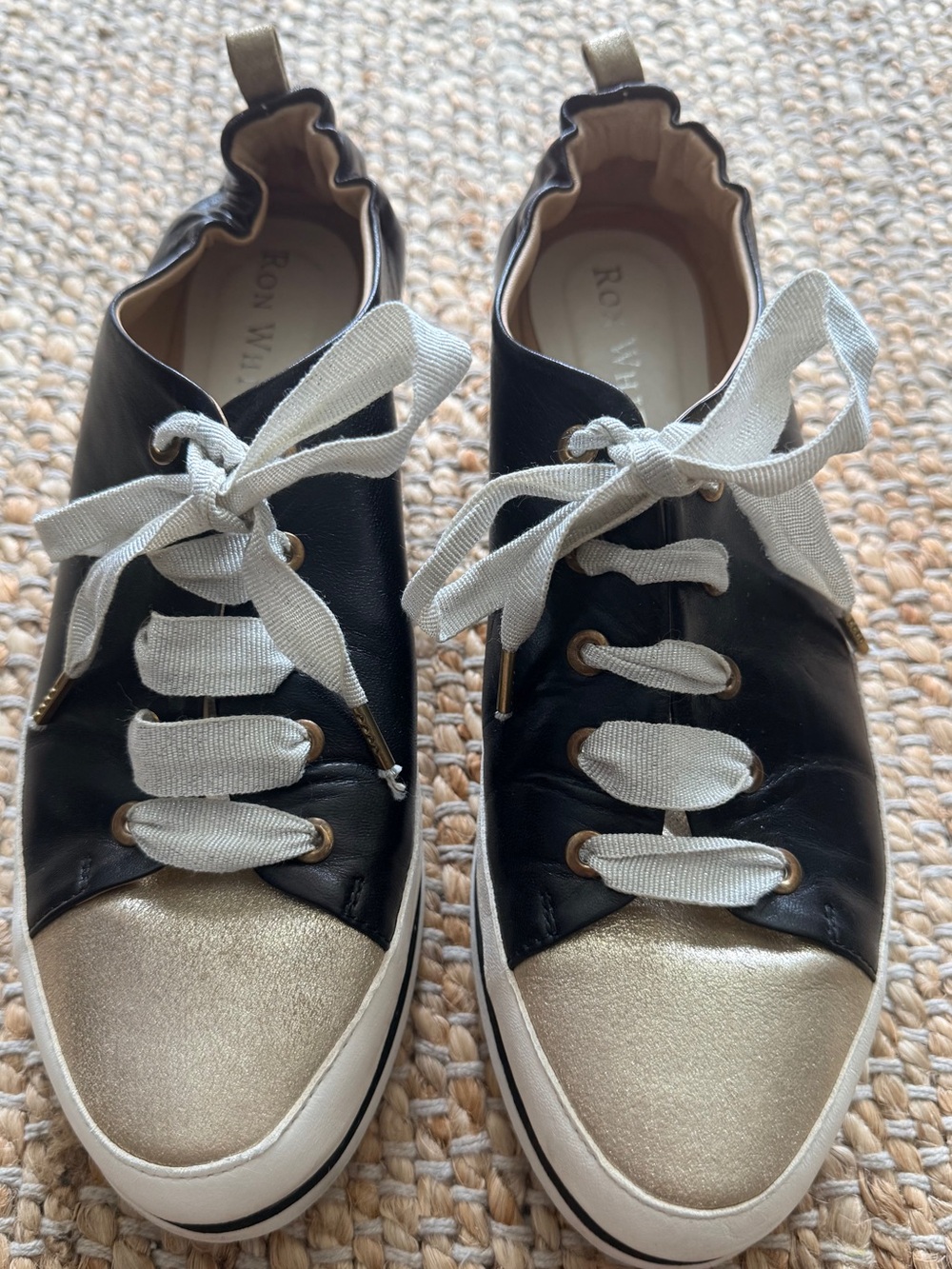 Ron White Nova S 41/US 10 white/gold/ black sneakers
